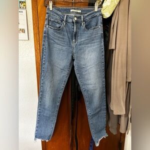 Levi’s| 721 High Rise Skinny Jeans